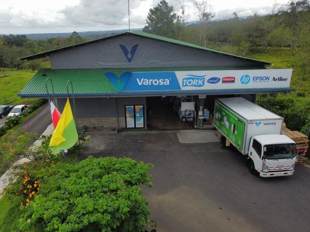 Instalaciones de VAROSA en Venecia de San Carlos